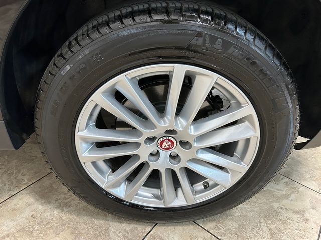 2020 Jaguar F-PACE 25t Prestige