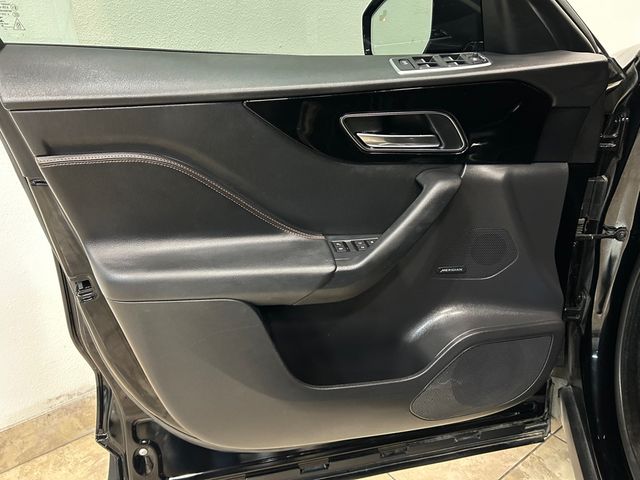 2020 Jaguar F-PACE 25t Prestige