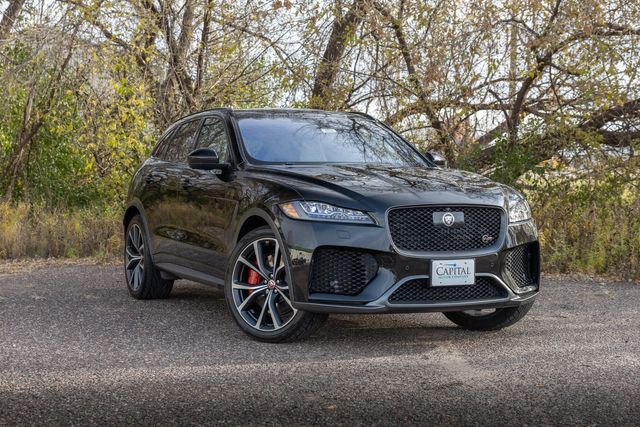 2020 Jaguar F-PACE SVR w/ 550 HP, Luxury Interior PKG, Meridian Audio 2020 Jaguar F-PACE SVR w/ 550 HP, Luxury Interior PKG, Meridian Audio