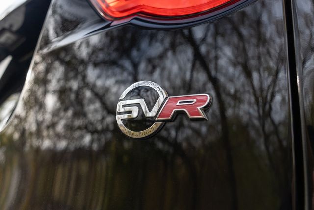 2020 Jaguar F-PACE SVR w/ 550 HP, Luxury Interior PKG, Meridian Audio 2020 Jaguar F-PACE SVR w/ 550 HP, Luxury Interior PKG, Meridian Audio