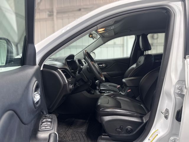 2020 Jeep CHEROKEE LATITUDE PLUS | Houston, TX | Texas Star Motors