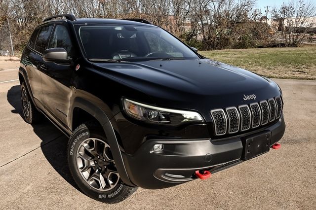 2020 Jeep Cherokee Trailhawk Preferred Equipment Group Push Start Nav