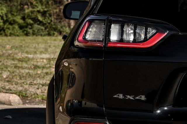 2020 Jeep Cherokee Trailhawk Preferred Equipment Group Push Start Nav 2020 Jeep Cherokee Trailhawk Preferred Equipment Group Push Start Nav