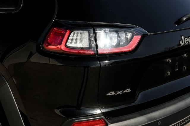 2020 Jeep Cherokee Trailhawk Preferred Equipment Group Push Start Nav