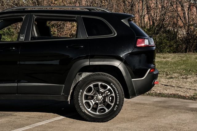 2020 Jeep Cherokee Trailhawk Preferred Equipment Group Push Start Nav