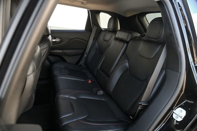 2020 Jeep Cherokee Trailhawk Preferred Equipment Group Push Start Nav