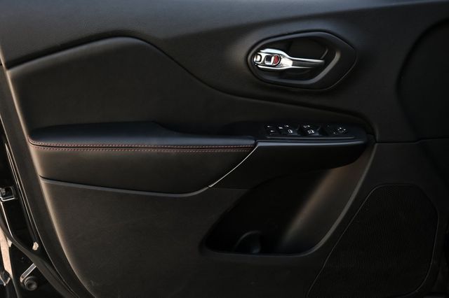 2020 Jeep Cherokee Trailhawk Preferred Equipment Group Push Start Nav