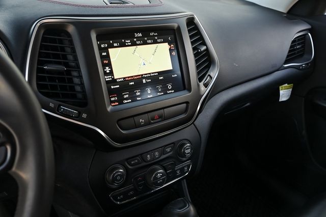 2020 Jeep Cherokee Trailhawk Preferred Equipment Group Push Start Nav 2020 Jeep Cherokee Trailhawk Preferred Equipment Group Push Start Nav