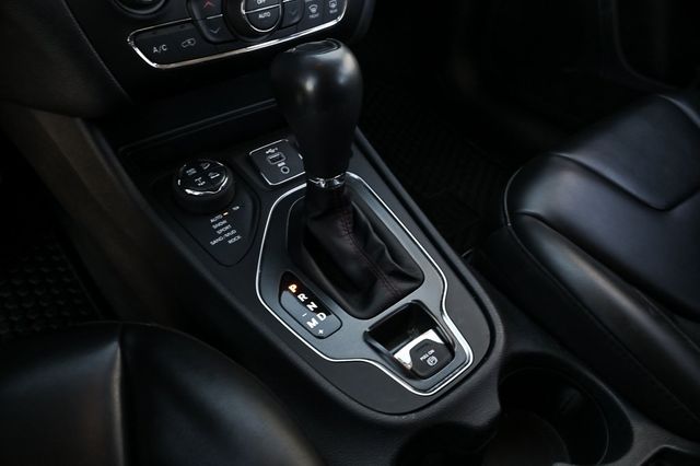 2020 Jeep Cherokee Trailhawk Preferred Equipment Group Push Start Nav