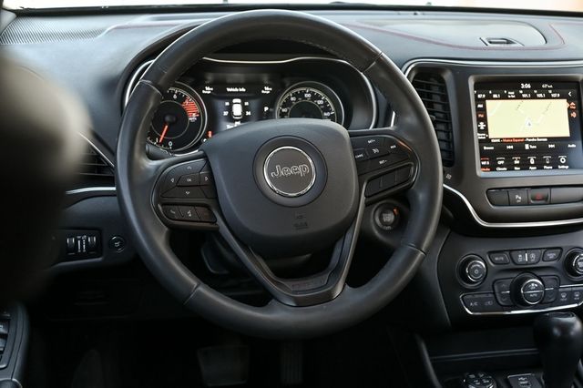 2020 Jeep Cherokee Trailhawk Preferred Equipment Group Push Start Nav 2020 Jeep Cherokee Trailhawk Preferred Equipment Group Push Start Nav