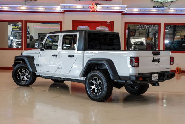 2020 Jeep Gladiator Sport S | Addison, TX | Mr Car Guys 2020 Jeep Gladiator Sport S | Addison, TX | Mr Car Guys