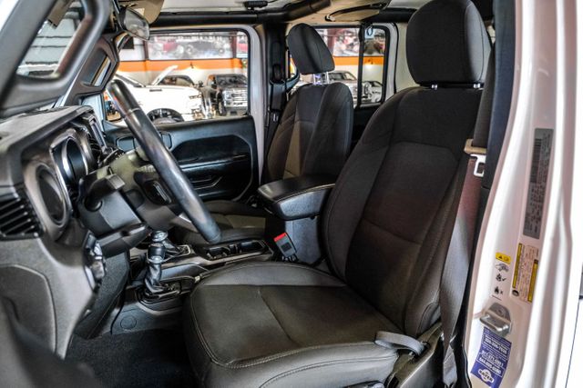 2020 Jeep Gladiator Sport S | Addison, TX | Mr Car Guys 2020 Jeep Gladiator Sport S | Addison, TX | Mr Car Guys