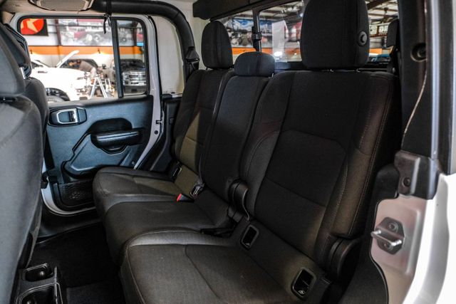 2020 Jeep Gladiator Sport S | Addison, TX | Mr Car Guys 2020 Jeep Gladiator Sport S | Addison, TX | Mr Car Guys