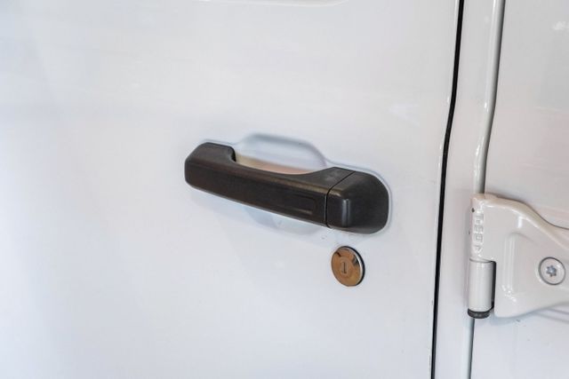 2020 Jeep Gladiator Sport S | Addison, TX | Mr Car Guys 2020 Jeep Gladiator Sport S | Addison, TX | Mr Car Guys