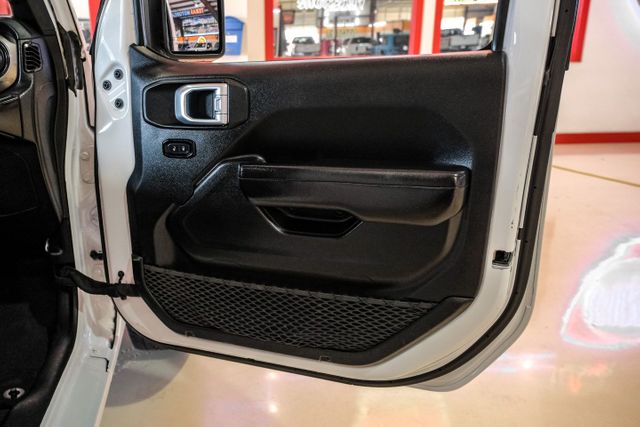 2020 Jeep Gladiator Sport S | Addison, TX | Mr Car Guys 2020 Jeep Gladiator Sport S | Addison, TX | Mr Car Guys