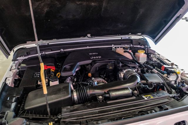 2020 Jeep Gladiator Sport S | Addison, TX | Mr Car Guys 2020 Jeep Gladiator Sport S | Addison, TX | Mr Car Guys