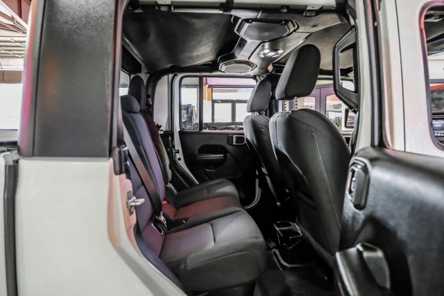 2020 Jeep Gladiator Sport | Addison, TX | Mr Car Guys
