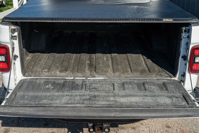 2020 Jeep Gladiator Rubicon 4X4 / LOADED W/ UPGRADES / CLEAN CARFAX | Austin, TX | Rocky Mountain Truck Stop Austin 2020 Jeep Gladiator Rubicon 4X4 / LOADED W/ UPGRADES / CLEAN CARFAX | Austin, TX | Rocky Mountain Truck Stop Austin