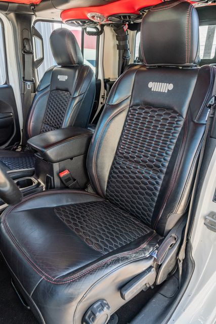 2020 Jeep Gladiator Rubicon 4X4 / LOADED W/ UPGRADES / CLEAN CARFAX | Austin, TX | Rocky Mountain Truck Stop Austin 2020 Jeep Gladiator Rubicon 4X4 / LOADED W/ UPGRADES / CLEAN CARFAX | Austin, TX | Rocky Mountain Truck Stop Austin