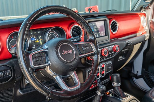 2020 Jeep Gladiator Rubicon 4X4 / LOADED W/ UPGRADES / CLEAN CARFAX | Austin, TX | Rocky Mountain Truck Stop Austin 2020 Jeep Gladiator Rubicon 4X4 / LOADED W/ UPGRADES / CLEAN CARFAX | Austin, TX | Rocky Mountain Truck Stop Austin