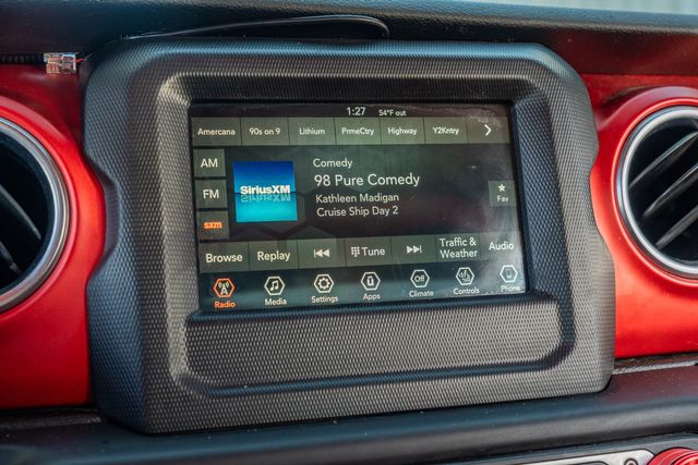 2020 Jeep Gladiator Rubicon 4X4 / LOADED W/ UPGRADES / CLEAN CARFAX | Austin, TX | Rocky Mountain Truck Stop Austin 2020 Jeep Gladiator Rubicon 4X4 / LOADED W/ UPGRADES / CLEAN CARFAX | Austin, TX | Rocky Mountain Truck Stop Austin