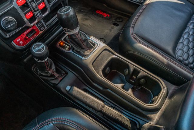 2020 Jeep Gladiator Rubicon 4X4 / LOADED W/ UPGRADES / CLEAN CARFAX | Austin, TX | Rocky Mountain Truck Stop Austin 2020 Jeep Gladiator Rubicon 4X4 / LOADED W/ UPGRADES / CLEAN CARFAX | Austin, TX | Rocky Mountain Truck Stop Austin