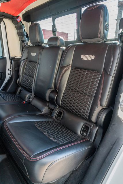 2020 Jeep Gladiator Rubicon 4X4 / LOADED W/ UPGRADES / CLEAN CARFAX | Austin, TX | Rocky Mountain Truck Stop Austin 2020 Jeep Gladiator Rubicon 4X4 / LOADED W/ UPGRADES / CLEAN CARFAX | Austin, TX | Rocky Mountain Truck Stop Austin