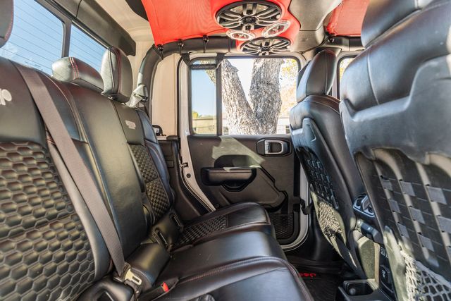 2020 Jeep Gladiator Rubicon 4X4 / LOADED W/ UPGRADES / CLEAN CARFAX | Austin, TX | Rocky Mountain Truck Stop Austin 2020 Jeep Gladiator Rubicon 4X4 / LOADED W/ UPGRADES / CLEAN CARFAX | Austin, TX | Rocky Mountain Truck Stop Austin