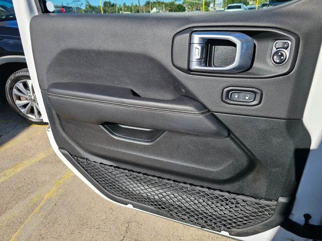 2020 Jeep Gladiator Overland | Brownsville TX | English Motors 2020 Jeep Gladiator Overland | Brownsville TX | English Motors