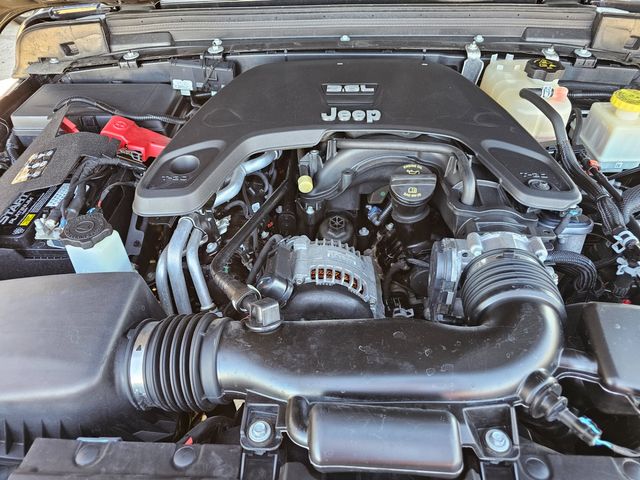 2020 Jeep Gladiator Overland | Brownsville TX | English Motors