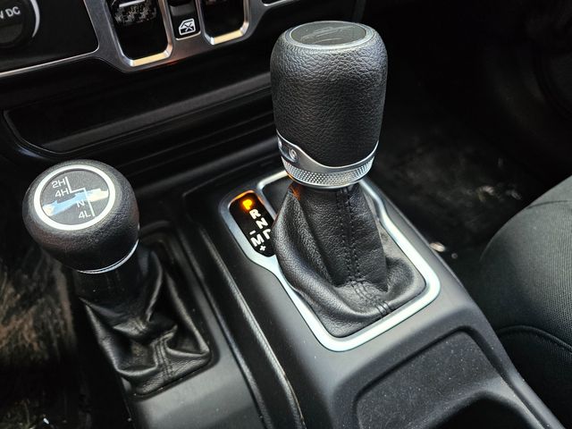 2020 Jeep Gladiator Sport S | Brownsville TX | English Motors 2020 Jeep Gladiator Sport S | Brownsville TX | English Motors