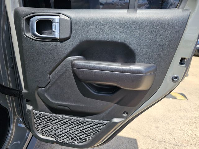 2020 Jeep Gladiator Sport S | Brownsville TX | English Motors 2020 Jeep Gladiator Sport S | Brownsville TX | English Motors