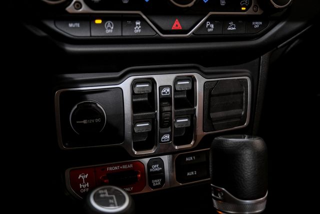 2020 Jeep Gladiator Rubicon 4X4 FAB FOURS,DUPONT KEVLAR,LIFTED, 51K | Carrollton, TX | Texas Vehicle Exchange 2020 Jeep Gladiator Rubicon 4X4 FAB FOURS,DUPONT KEVLAR,LIFTED, 51K | Carrollton, TX | Texas Vehicle Exchange