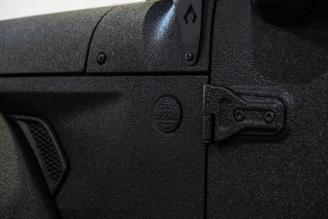 2020 Jeep Gladiator Rubicon 4X4 LIFTED,LED'S, DUPONT KEVLAR, FUEL, 62K | Carrollton, TX | Texas Vehicle Exchange 2020 Jeep Gladiator Rubicon 4X4 LIFTED,LED'S, DUPONT KEVLAR, FUEL, 62K | Carrollton, TX | Texas Vehicle Exchange