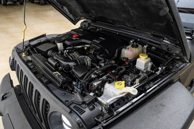 2020 Jeep Gladiator Rubicon 4X4 LIFTED,LED'S, DUPONT KEVLAR, FUEL, 62K | Carrollton, TX | Texas Vehicle Exchange 2020 Jeep Gladiator Rubicon 4X4 LIFTED,LED'S, DUPONT KEVLAR, FUEL, 62K | Carrollton, TX | Texas Vehicle Exchange