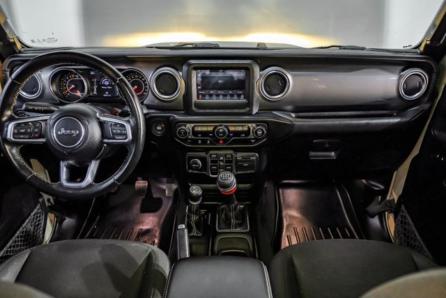 2020 Jeep Gladiator Overland GOBI EXTERIOR 3.6L V6 6-Speed 4WD | Dallas, TX | East Dallas Diesel 2020 Jeep Gladiator Overland GOBI EXTERIOR 3.6L V6 6-Speed 4WD | Dallas, TX | East Dallas Diesel