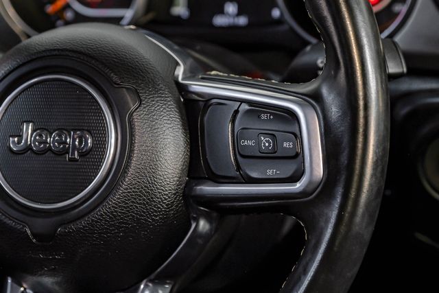 2020 Jeep Gladiator Overland GOBI EXTERIOR 3.6L V6 6-Speed 4WD | Dallas, TX | East Dallas Diesel 2020 Jeep Gladiator Overland GOBI EXTERIOR 3.6L V6 6-Speed 4WD | Dallas, TX | East Dallas Diesel