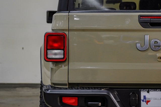 2020 Jeep Gladiator Overland GOBI EXTERIOR 3.6L V6 6-Speed 4WD | Dallas, TX | East Dallas Diesel 2020 Jeep Gladiator Overland GOBI EXTERIOR 3.6L V6 6-Speed 4WD | Dallas, TX | East Dallas Diesel