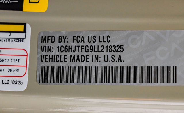 2020 Jeep Gladiator Overland | Dallas, TX | East Dallas Diesel