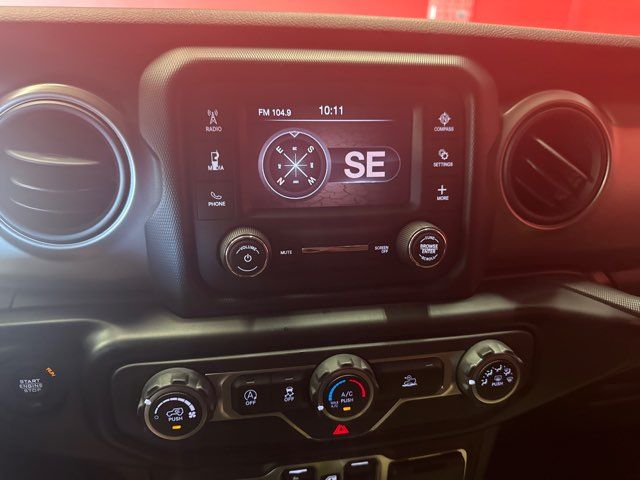 2020 Jeep Gladiator Sport S - Ledet's Auto Sales Gonzales, Louisiana 70737 2020 Jeep Gladiator Sport S - Ledet's Auto Sales Gonzales, Louisiana 70737