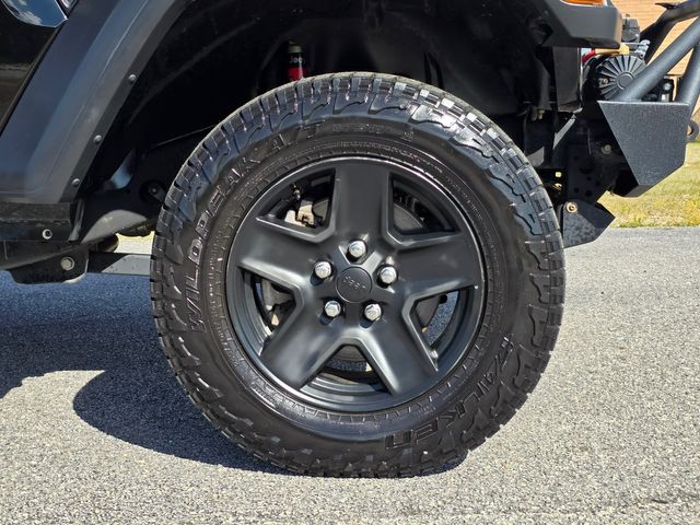 2020 Jeep Gladiator Sport 2020 Jeep Gladiator Sport