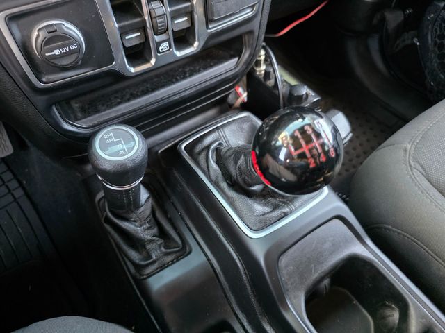 2020 Jeep Gladiator Sport 2020 Jeep Gladiator Sport