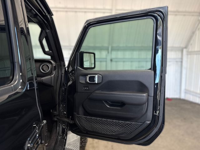 2020 Jeep Gladiator Overland | Houston, TX | Texas Star Motors 2020 Jeep Gladiator Overland | Houston, TX | Texas Star Motors