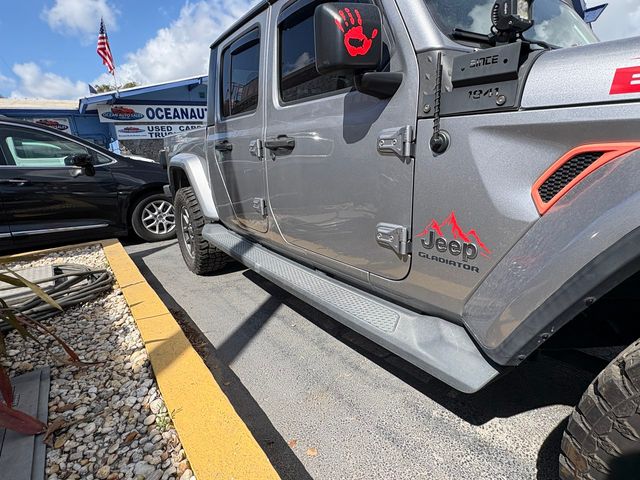 2020 Jeep Gladiator Overland