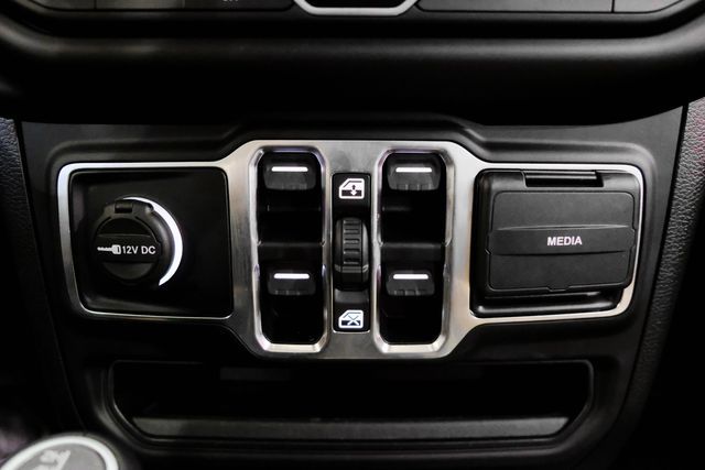 2020 Jeep Gladiator Overland | New York, NY | Spincar Demo Account 2020 Jeep Gladiator Overland | New York, NY | Spincar Demo Account