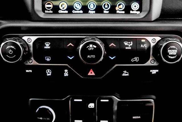 2020 Jeep Gladiator Overland | New York, NY | Spincar Demo Account 2020 Jeep Gladiator Overland | New York, NY | Spincar Demo Account