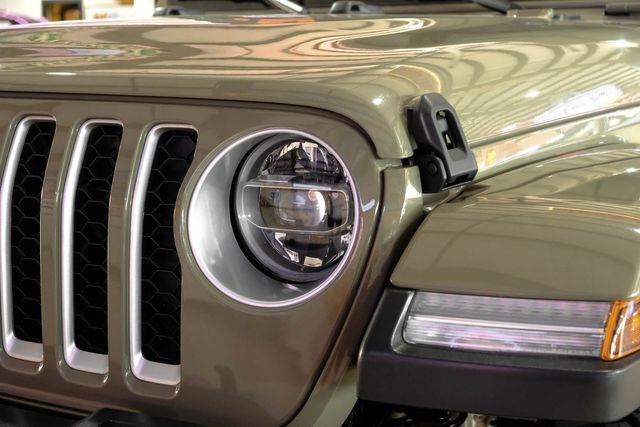 2020 Jeep Gladiator Overland | New York, NY | Spincar Demo Account 2020 Jeep Gladiator Overland | New York, NY | Spincar Demo Account