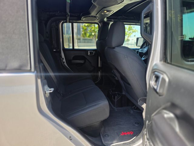 2020 Jeep Gladiator Sport | Reseda, CA | Angeles Auto Alliance