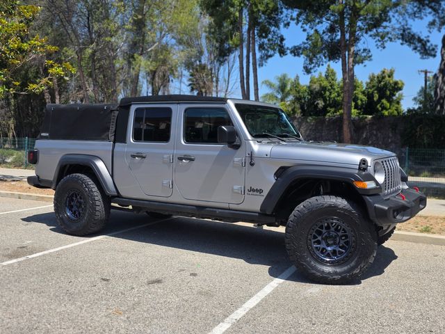 2020 Jeep Gladiator Sport | Reseda, CA | Angeles Auto Alliance