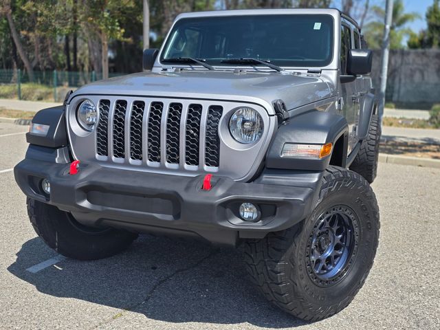 2020 Jeep Gladiator Sport | Reseda, CA | Angeles Auto Alliance